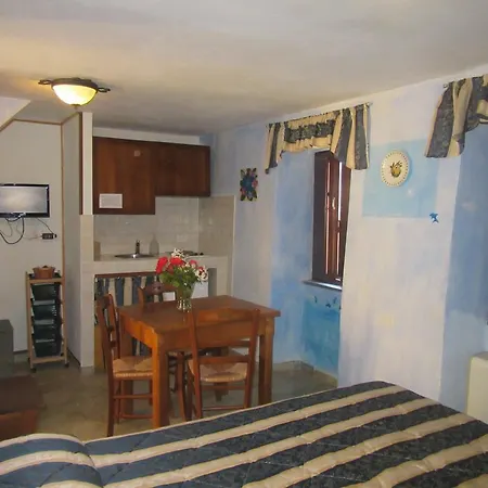 Il Borgo Di Campi Aparthotel Riomaggiore