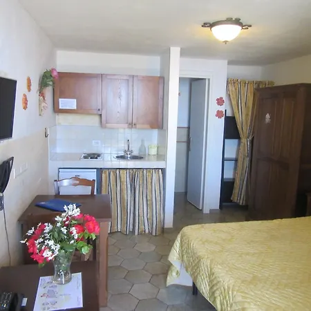 Il Borgo Di Campi Aparthotel Riomaggiore