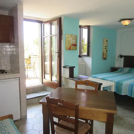 Aparthotel Il Borgo Di Campi Riomaggiore