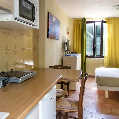 Il Borgo Di Campi Aparthotel Riomaggiore