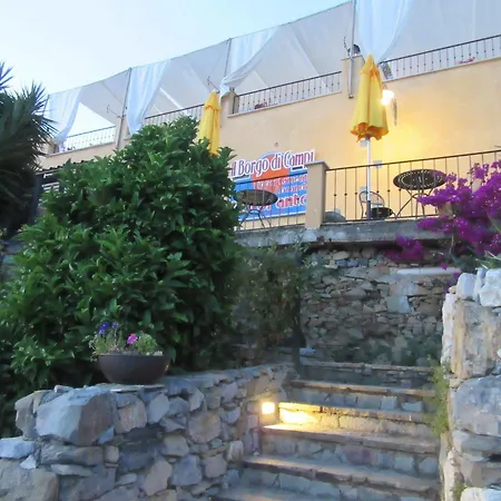 Il Borgo Di Campi Aparthotel 2*