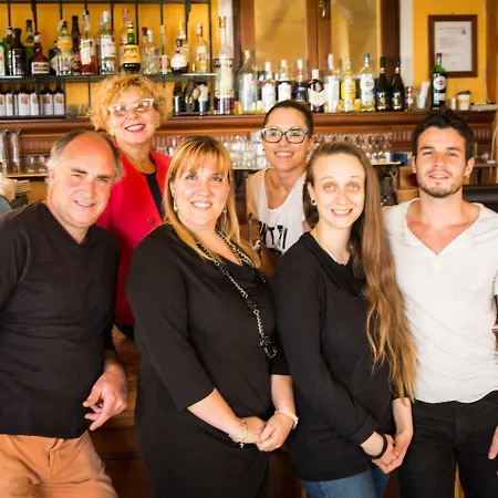 Il Borgo Di Campi Aparthotel 2*