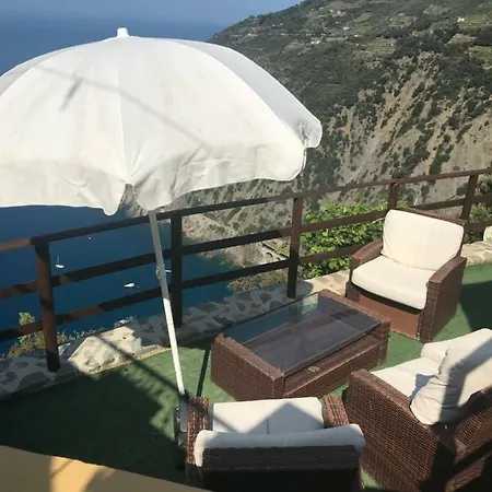 Il Borgo Di Campi Aparthotel