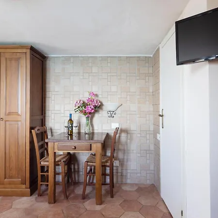 Il Borgo Di Campi Hotel apartamentowy